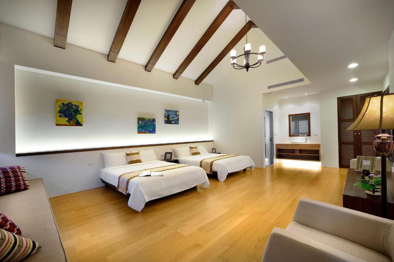 Sunlax B&B Yilan Exterior photo
