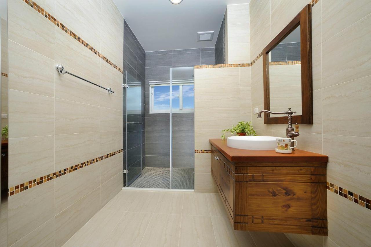 Sunlax B&B Yilan Exterior photo