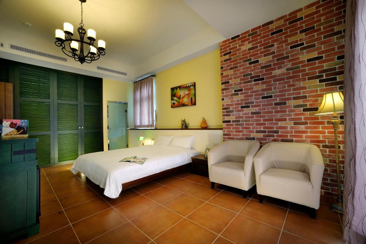 Sunlax B&B Yilan Exterior photo