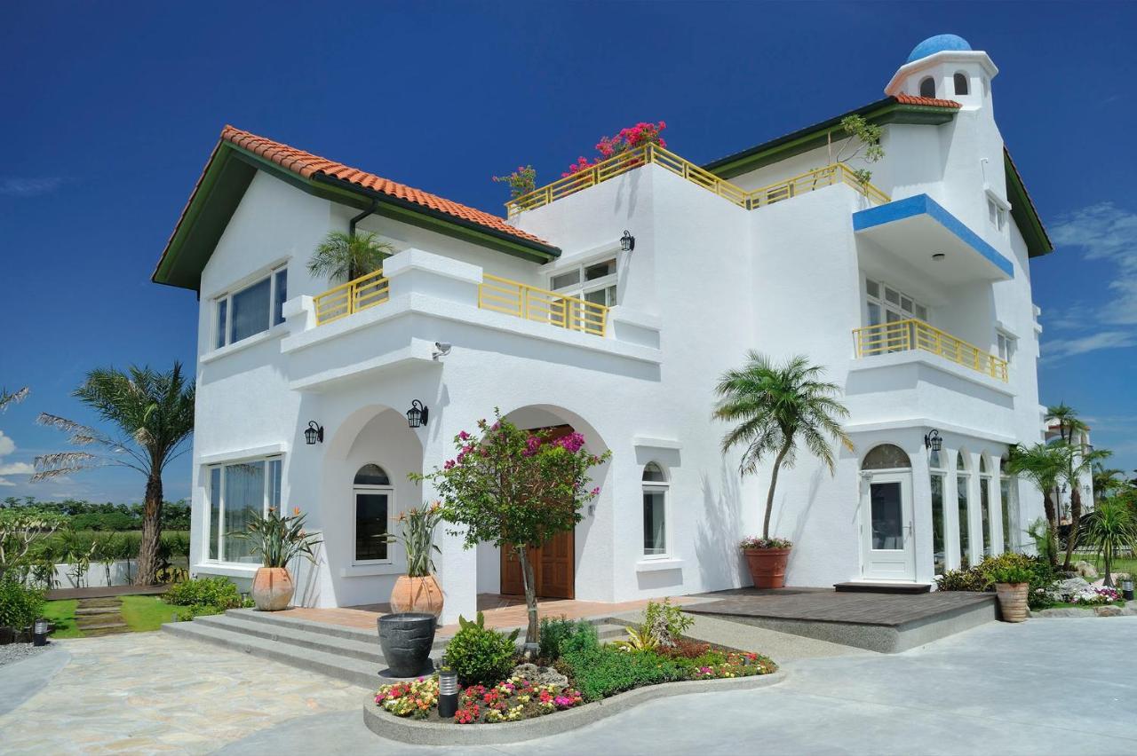 Sunlax B&B Yilan Exterior photo